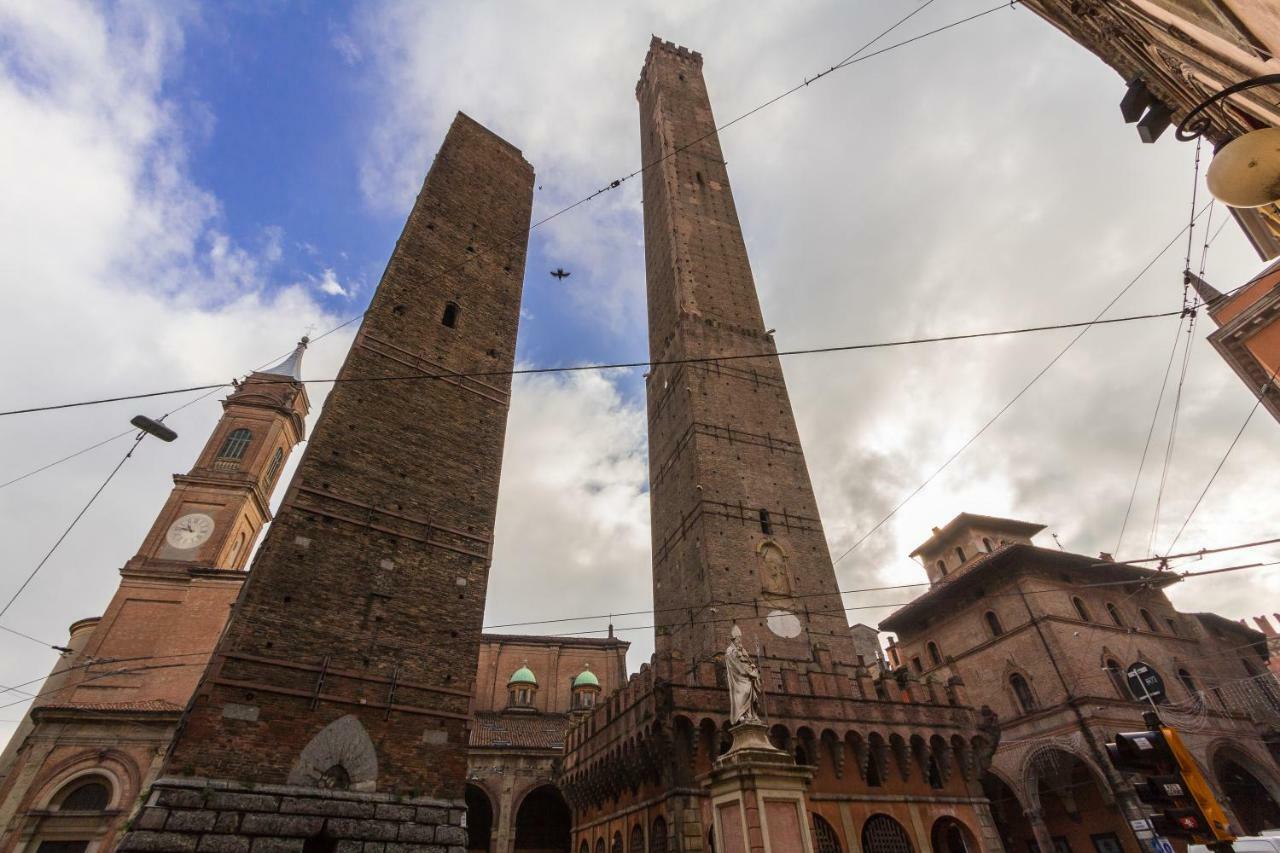 Realkasa Towers Flat Apartment Bologna Luaran gambar